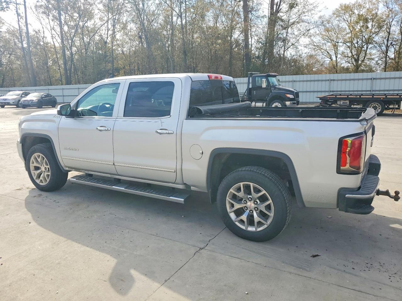 2017 GMC Sierra K1500 Slt - Фото 2