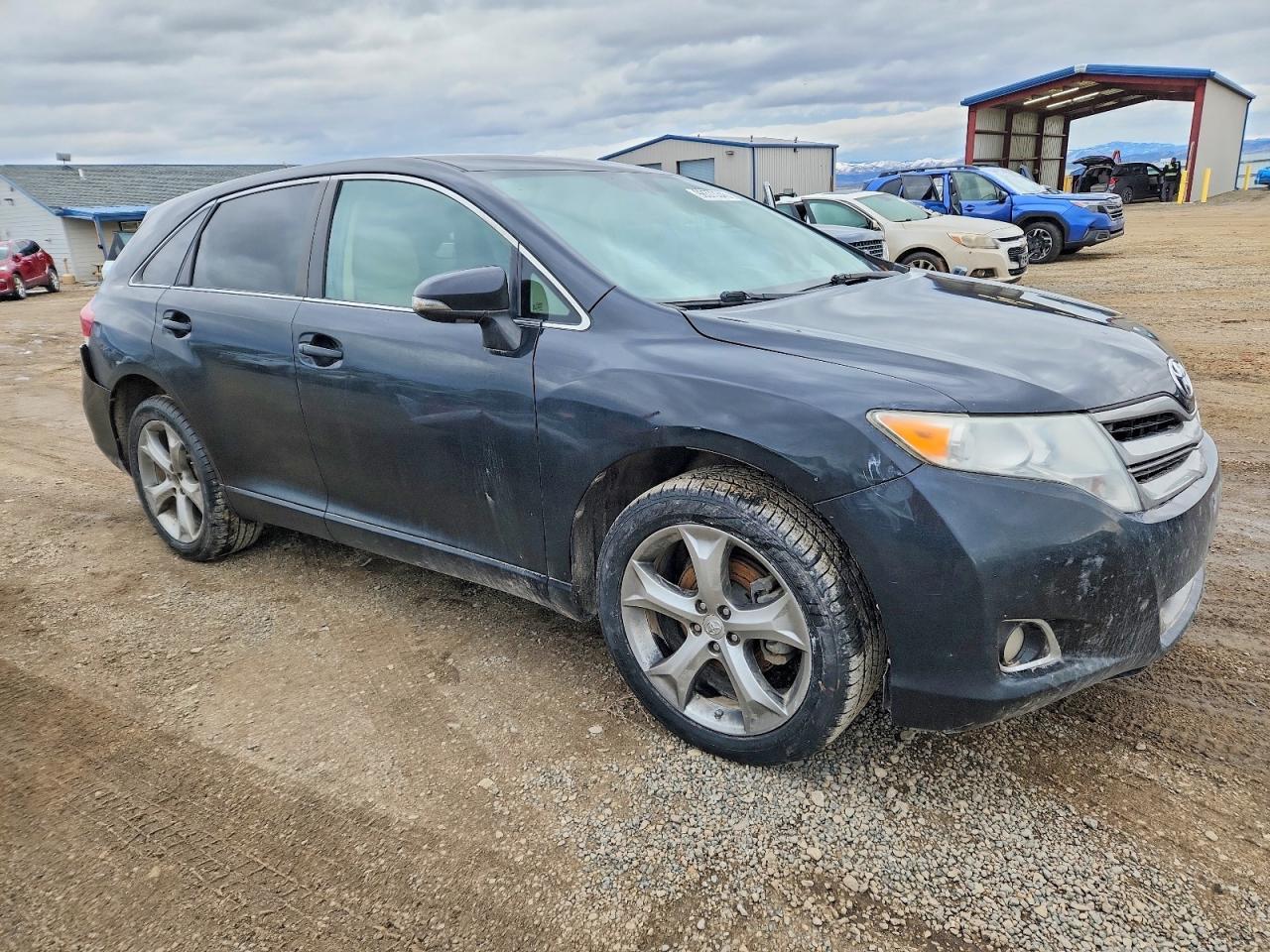 2013 Toyota Venza Le - Image 4