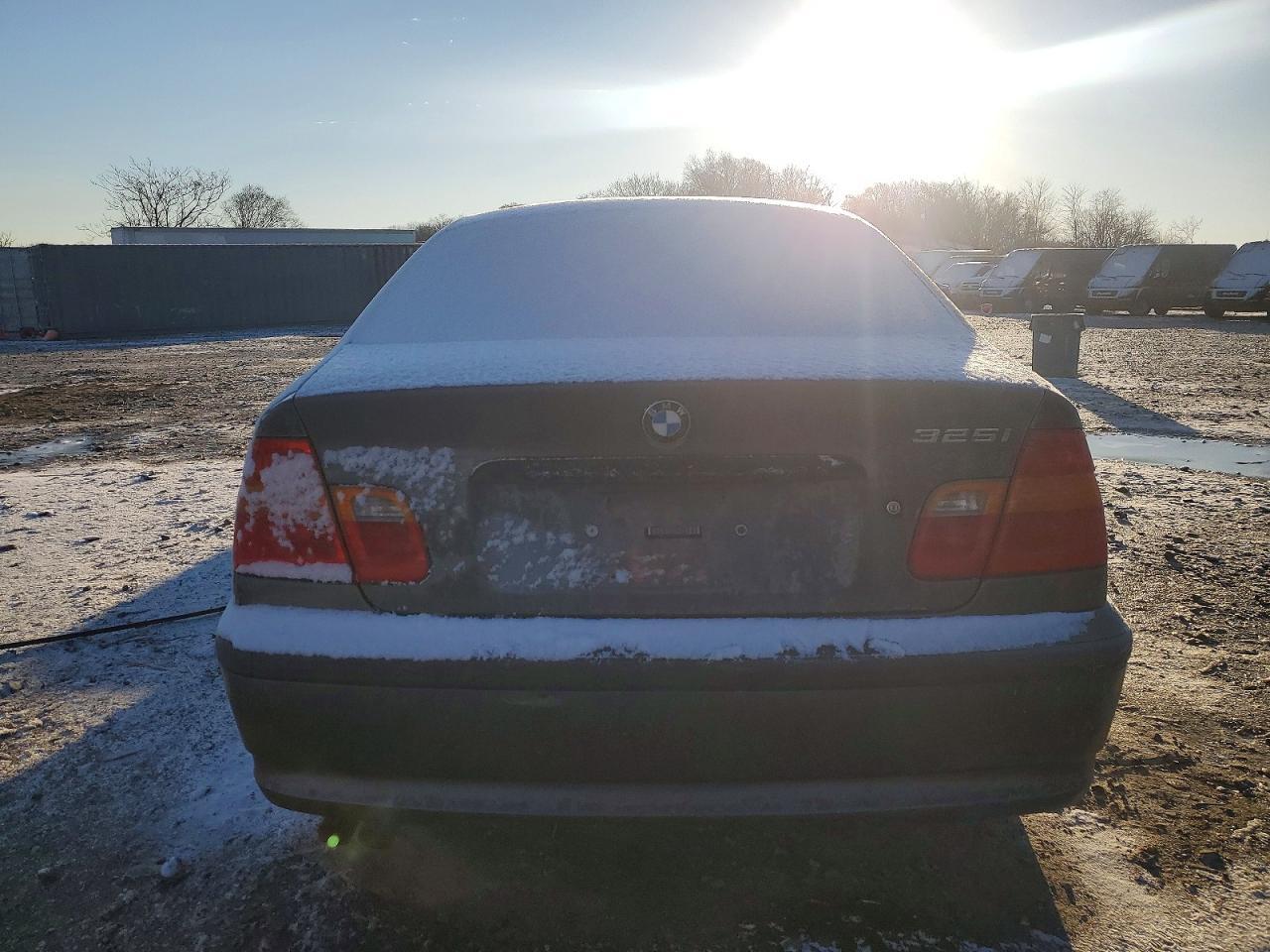 2002 BMW 325 I - Фото 6