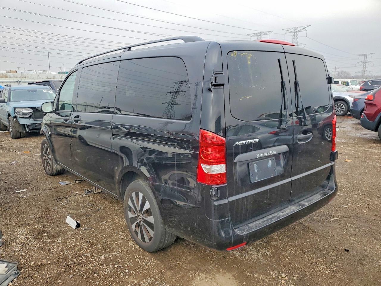 2023 Mercedes-Benz Metris - Фото 2