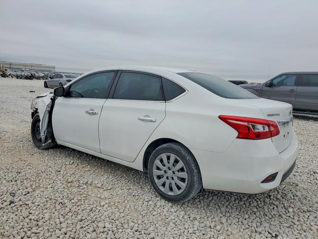 2016 Nissan Sentra S - Image 2
