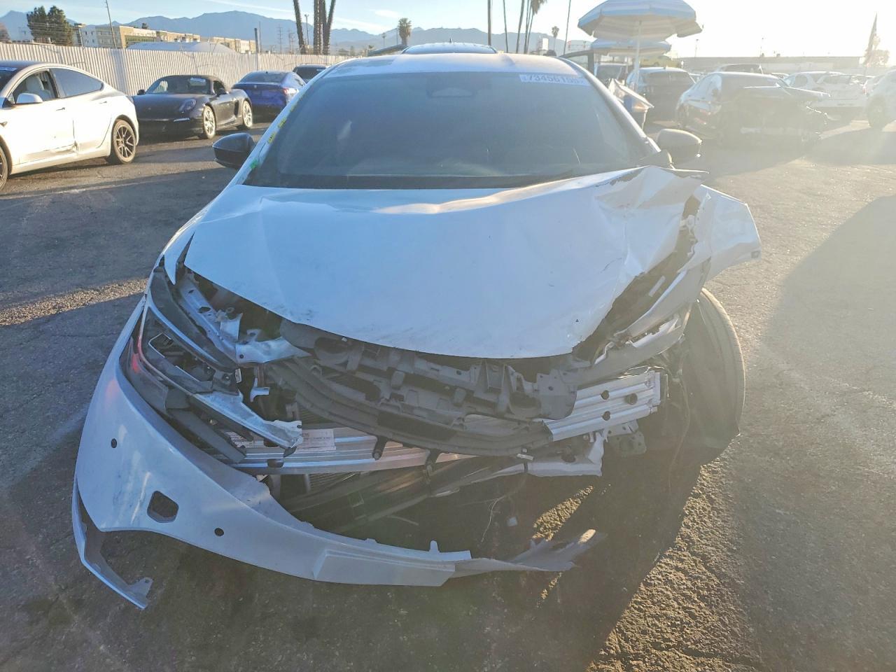 2023 Toyota Prius Le - Фото 5