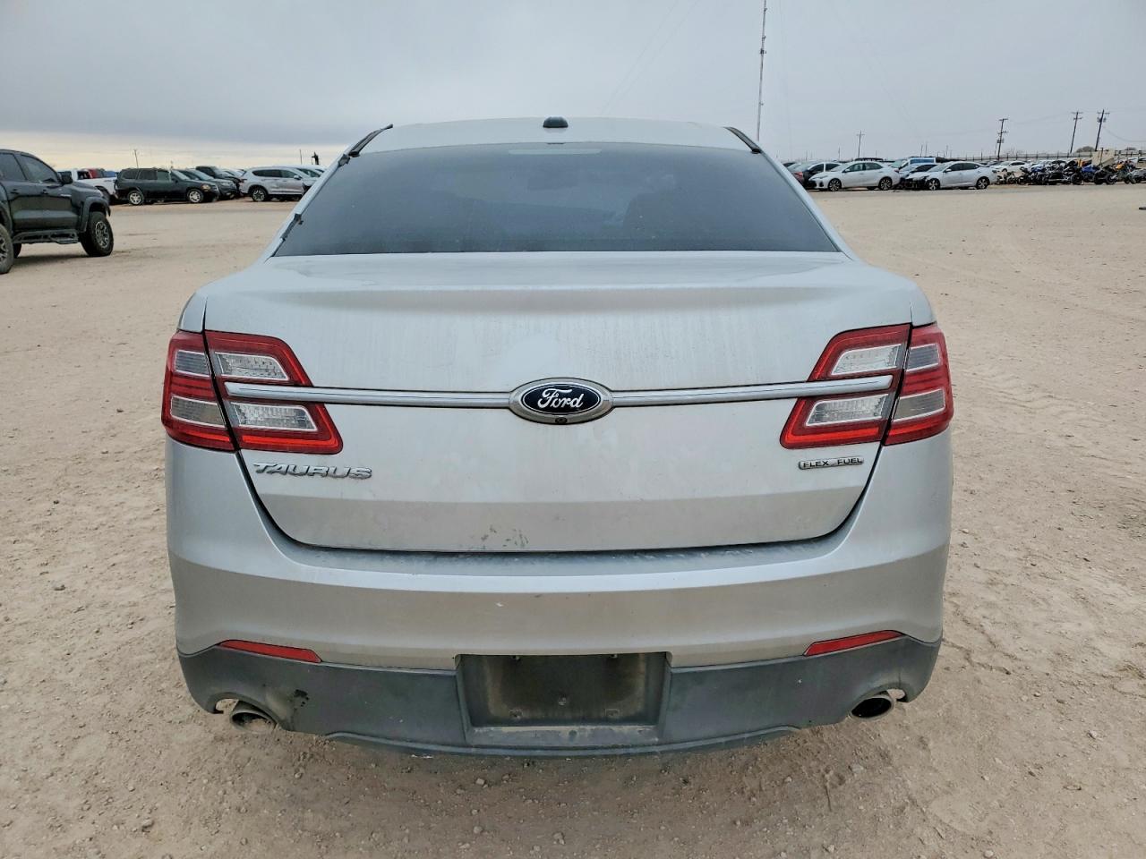 2017 Ford Taurus Se - Image 6