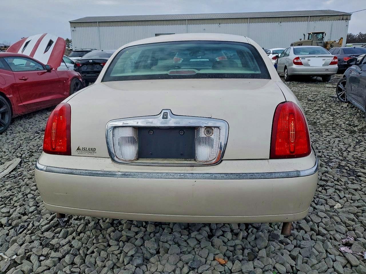 2001 Lincoln Town Car Cartier - Image 6