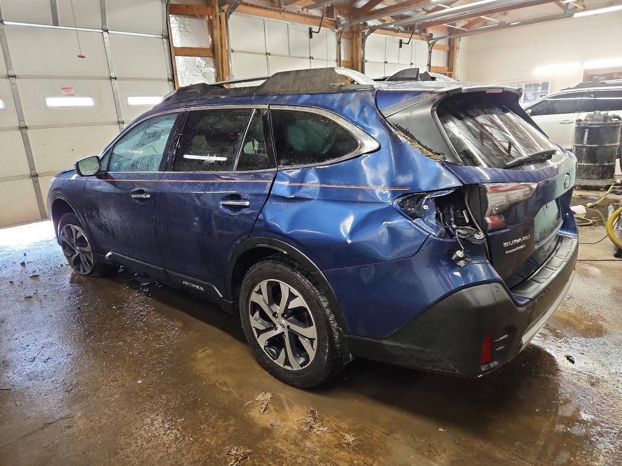 2020 Subaru Outback Touring - Фото 2
