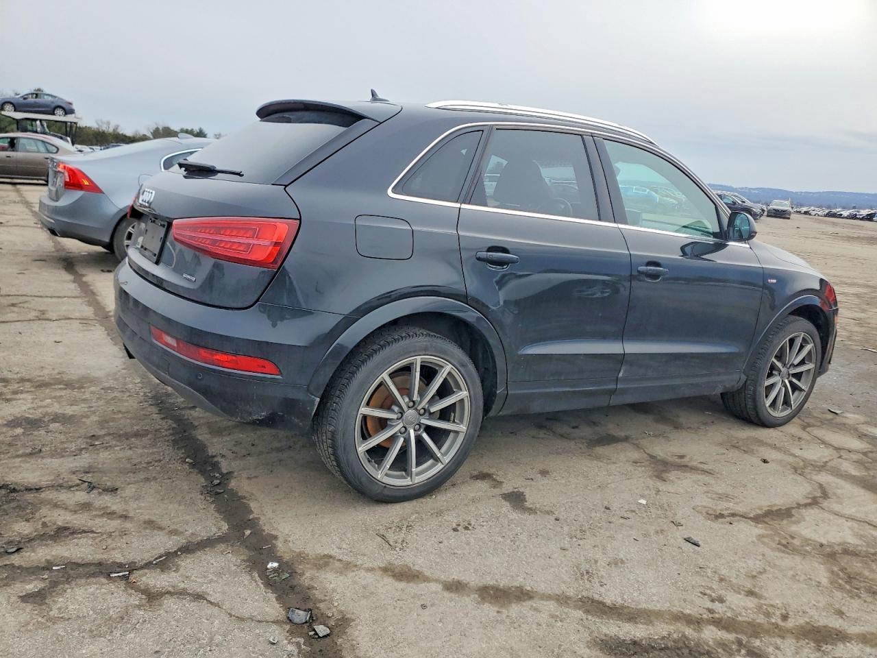 2018 Audi Q3 Premium Plus - Image 3