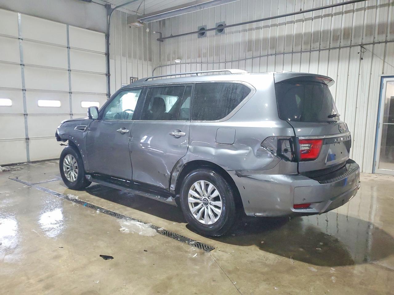 2023 Nissan Armada Sv - Image 2