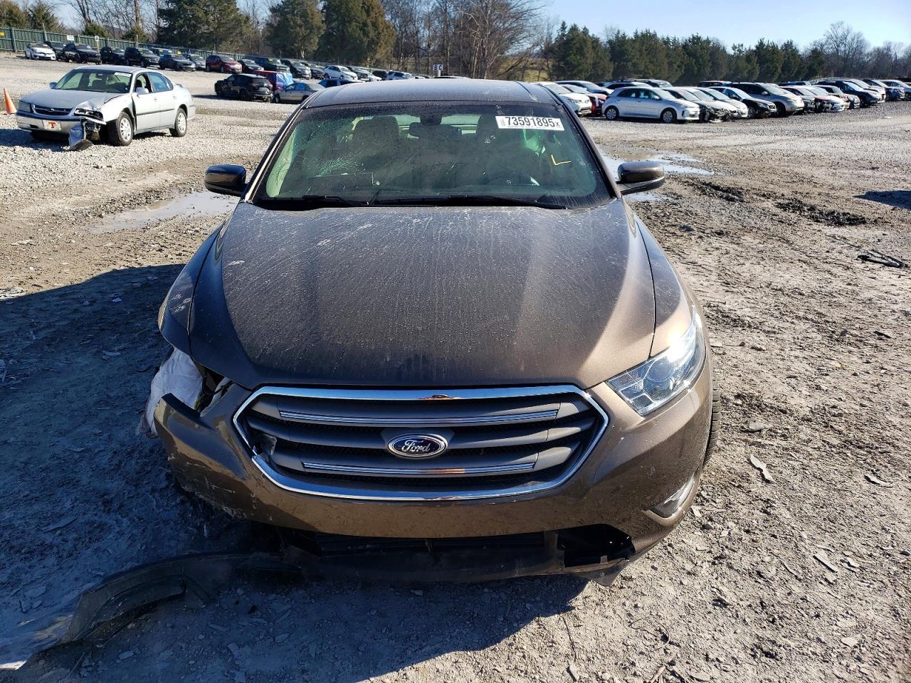 2015 Ford Taurus Sel - Image 5