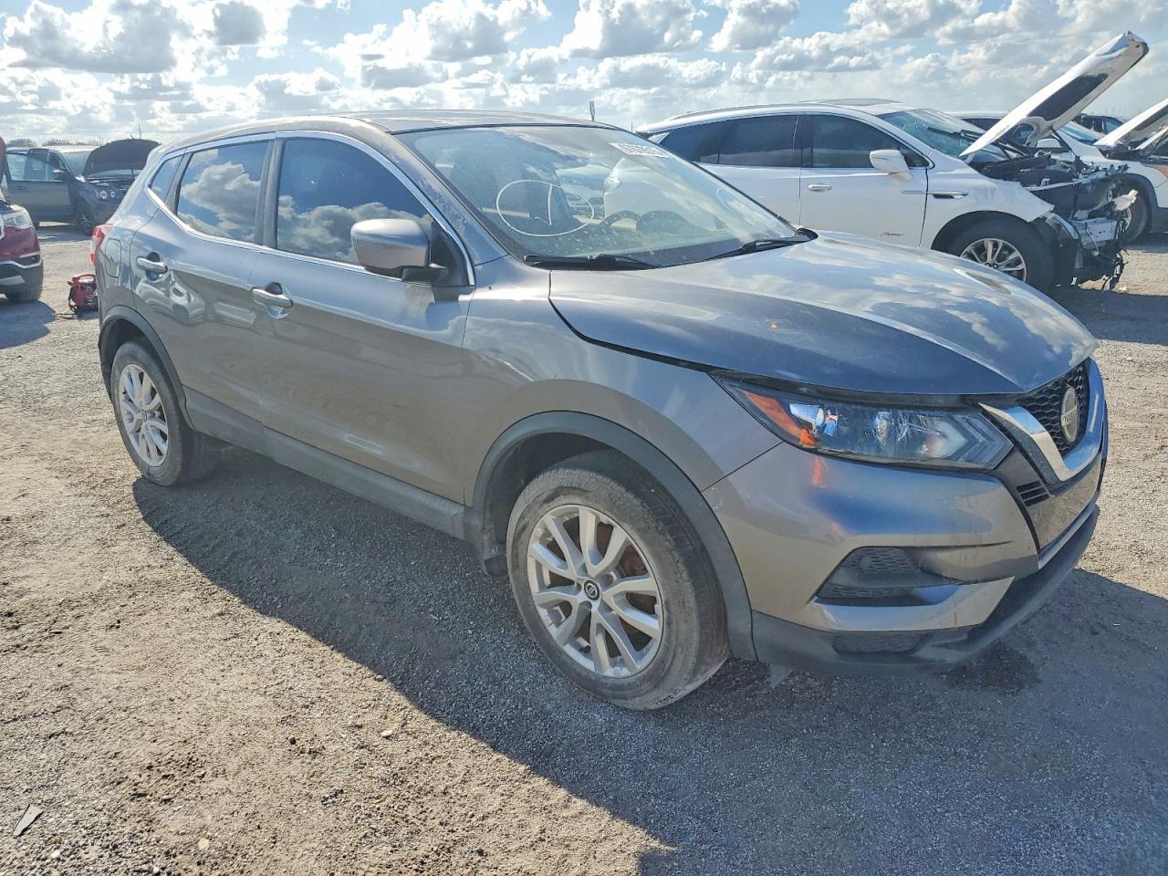 2020 Nissan Rogue Sport S - Image 4