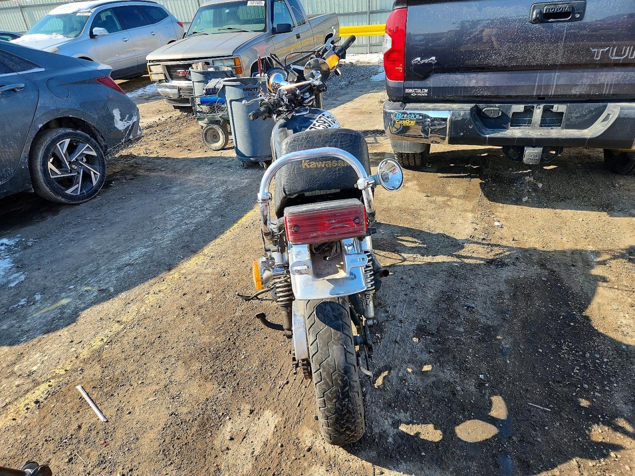 1983 Kawasaki Kz550 C - Image 4