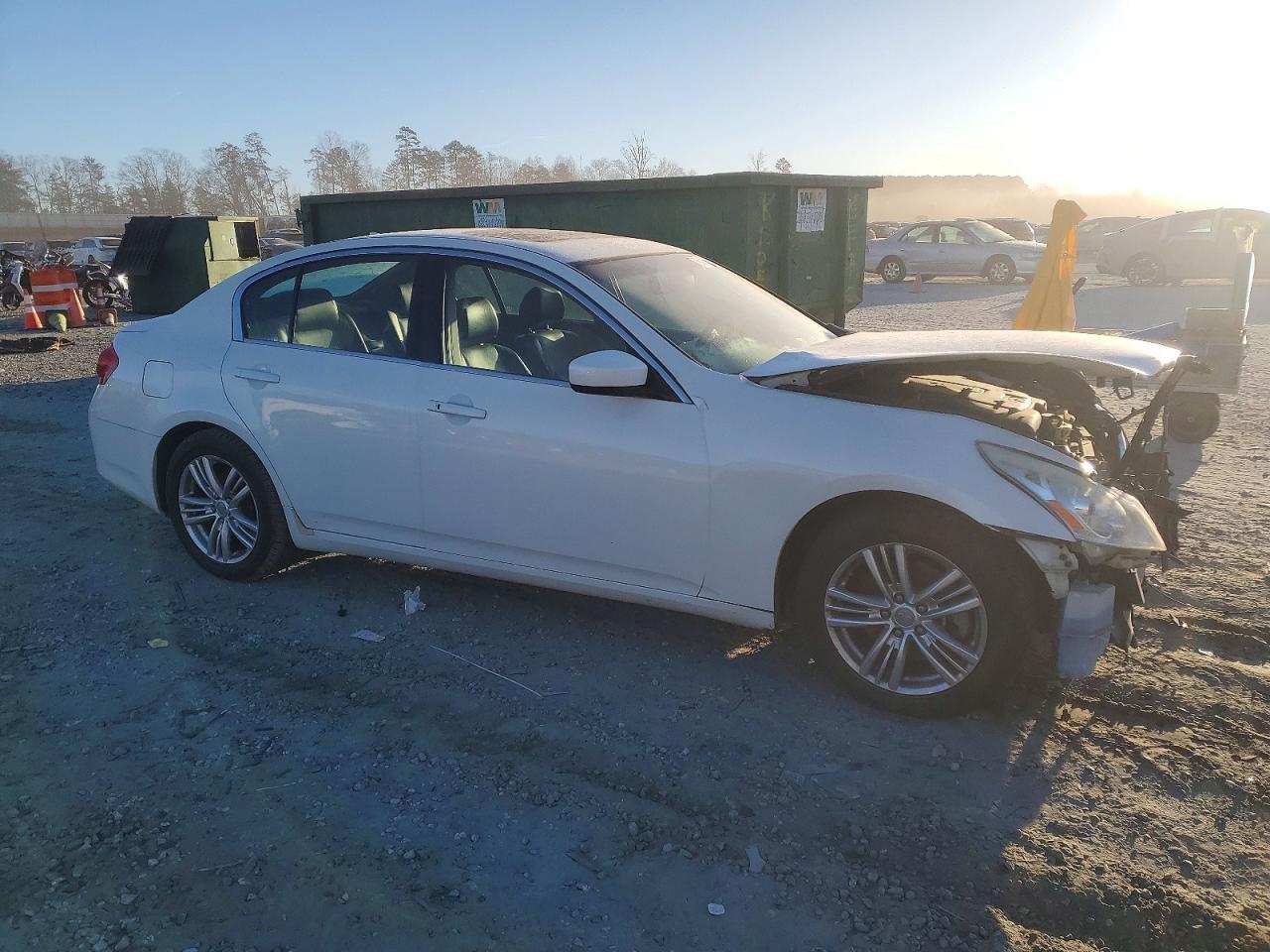 2011 Infiniti G37 Base - Фото 4