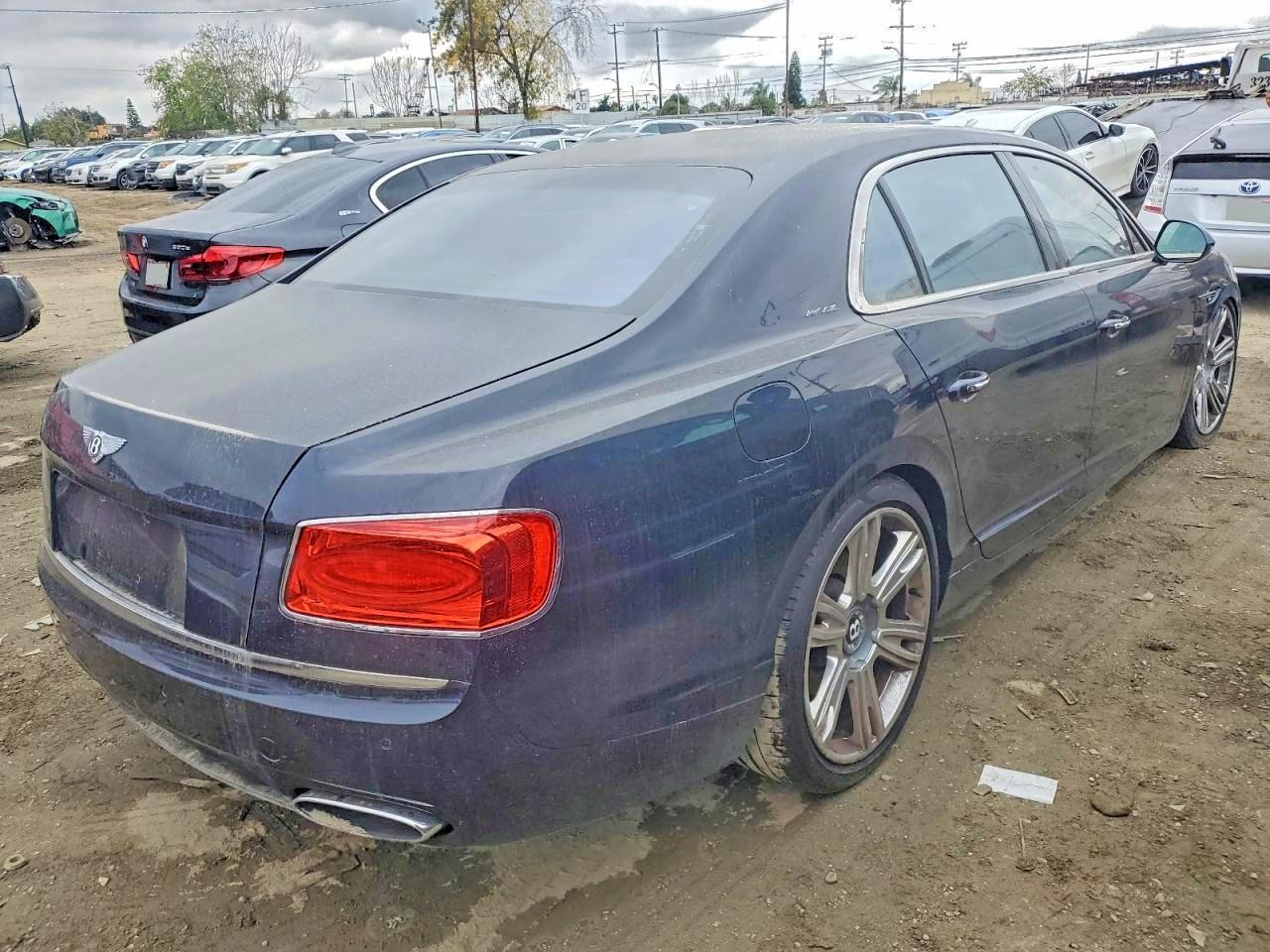 2014 Bentley Flying Spur - Фото 3