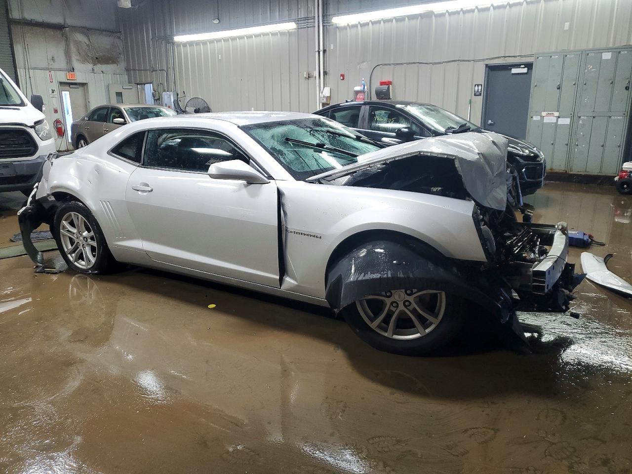 2013 Chevrolet Camaro Ls - Фото 4