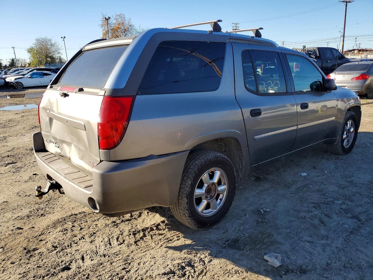 2005 GMC Envoy Xuv - Фото 3
