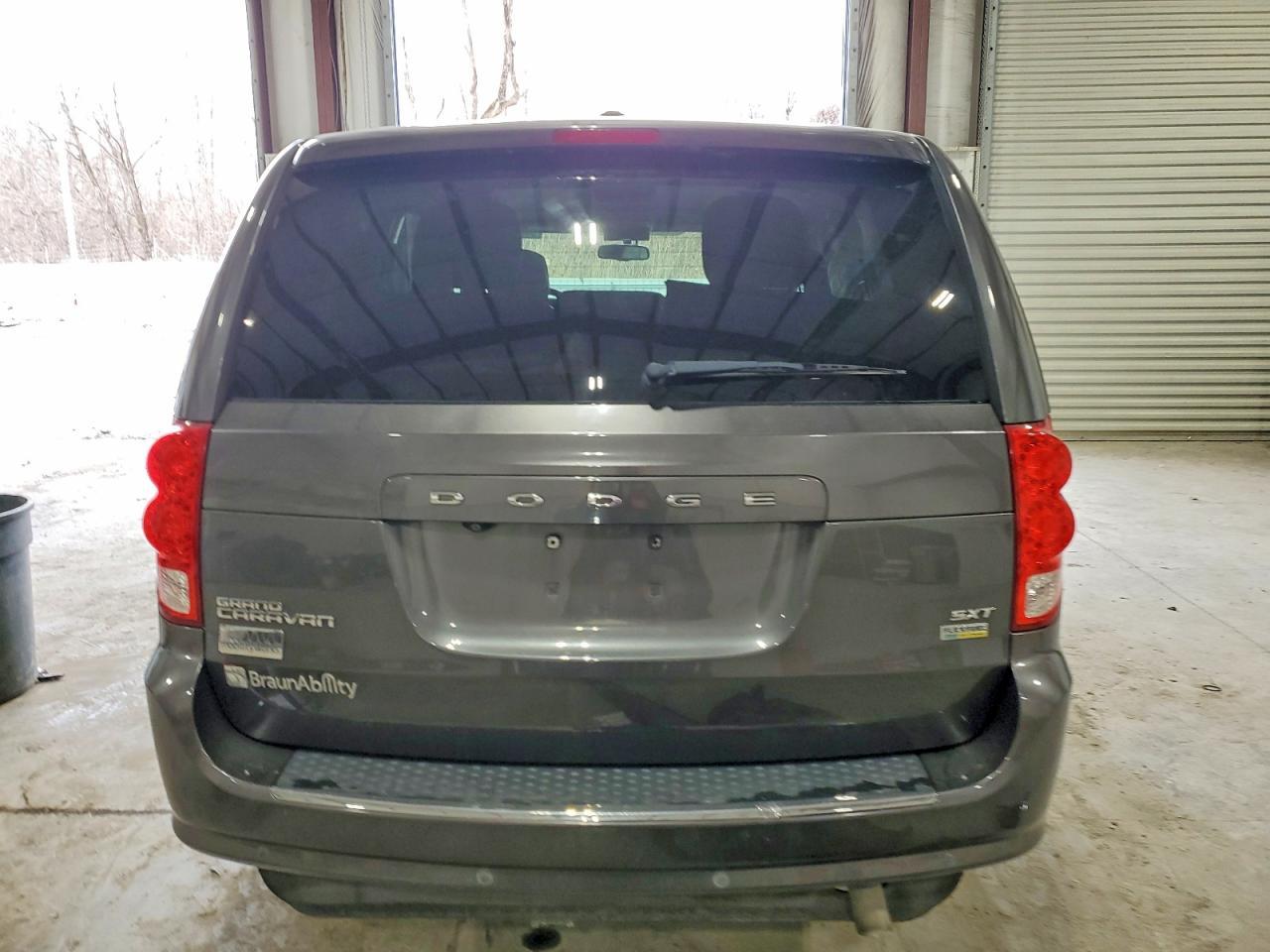 2015 Dodge Grand Caravan Sxt - Фото 6