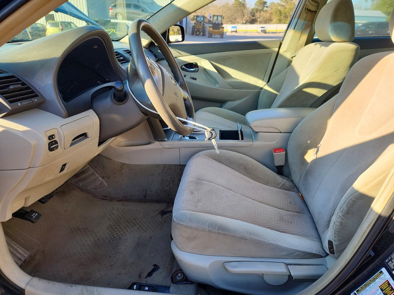 2010 Toyota Camry Base - Image 7