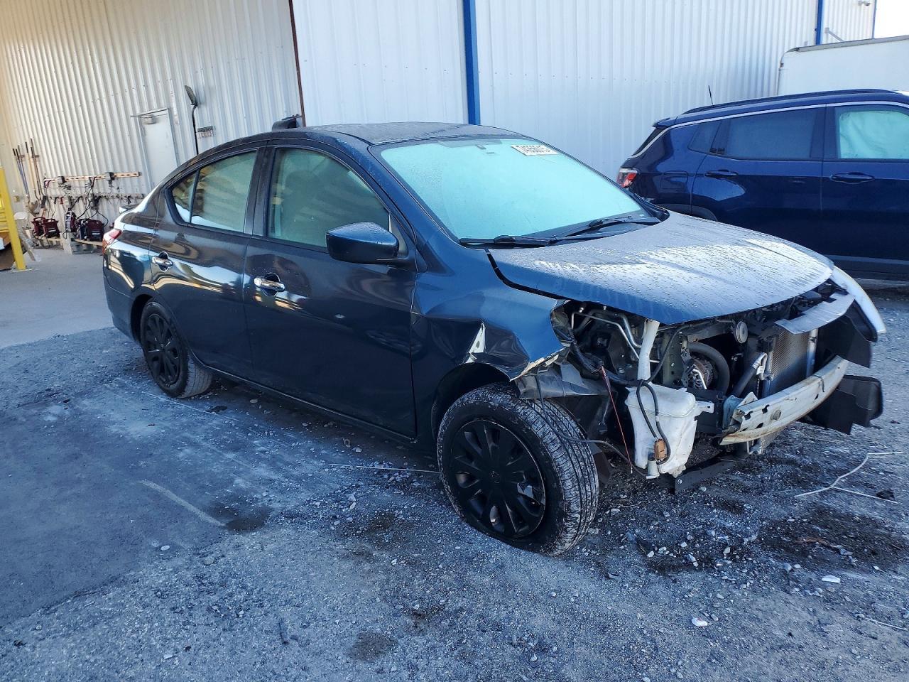 2017 Nissan Versa 1.6 Sv - Фото 4