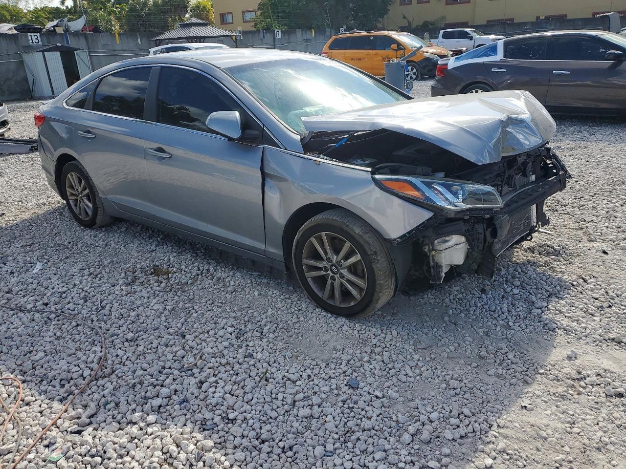 2016 Hyundai Sonata Se - Фото 4