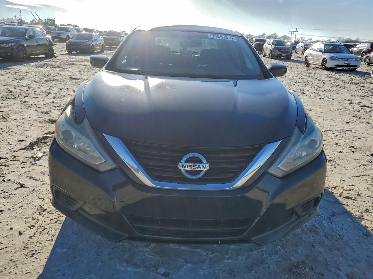 2018 Nissan Altima 2.5 - Image 5