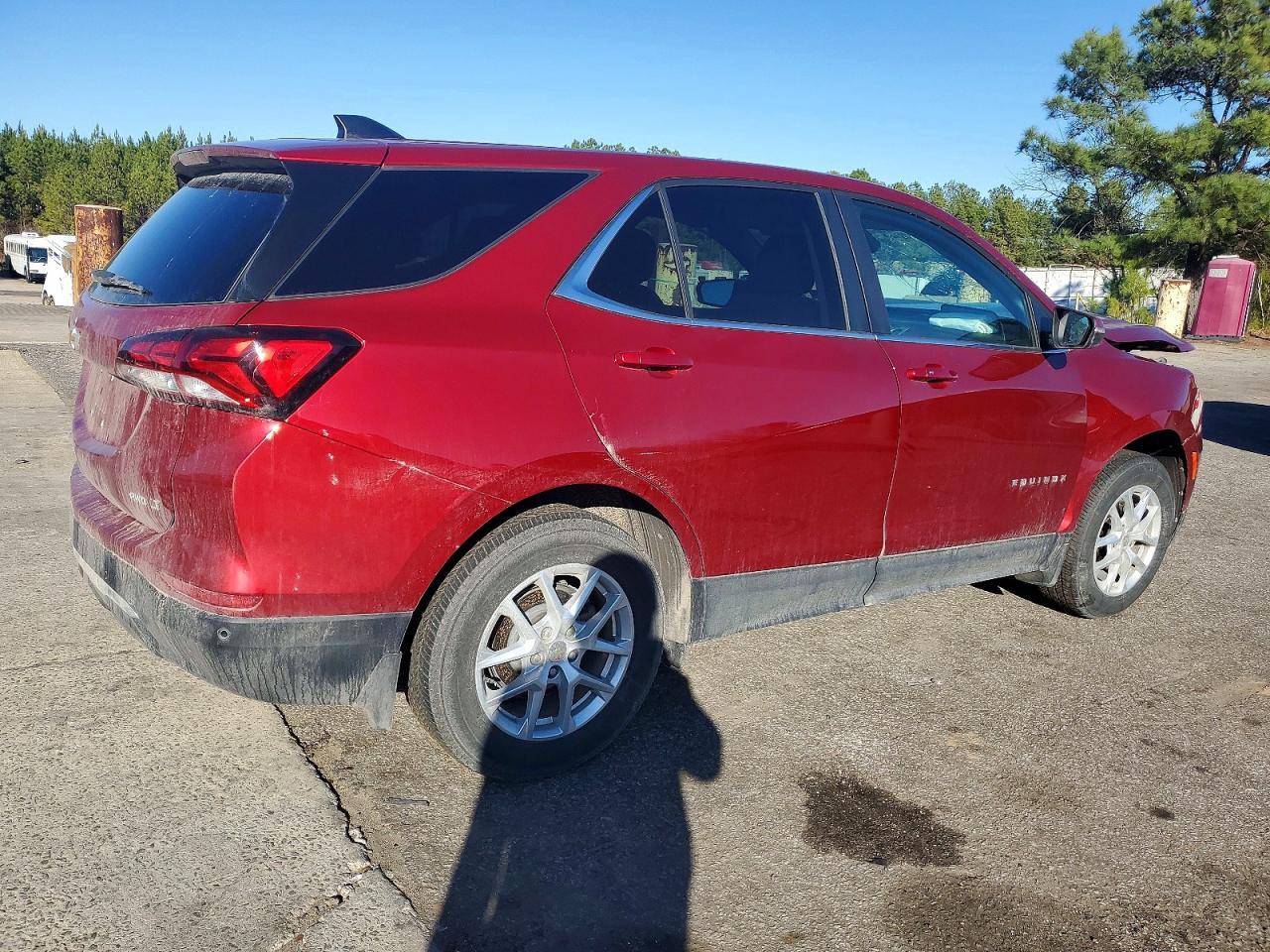 2024 Chevrolet Equinox Lt - Image 3
