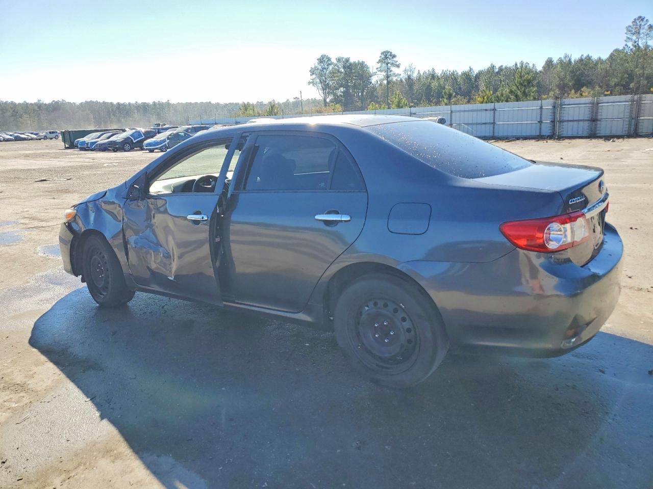 2012 Toyota Corolla Le - Image 2