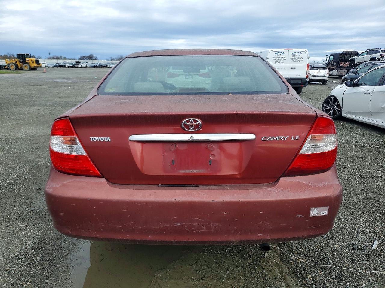 2004 Toyota Camry - Фото 6