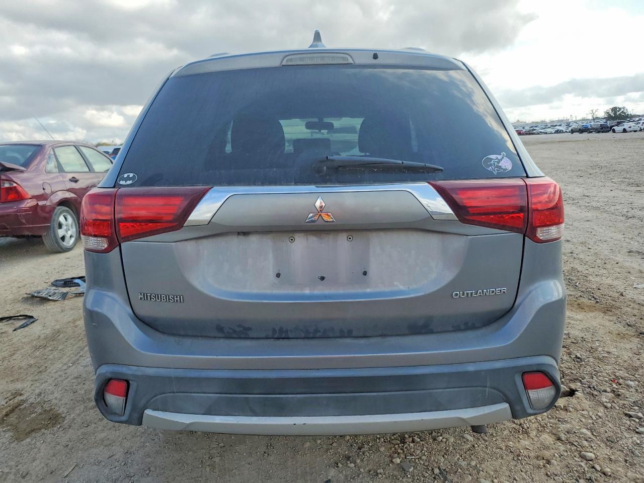 2018 Mitsubishi Outlander Es - Фото 6