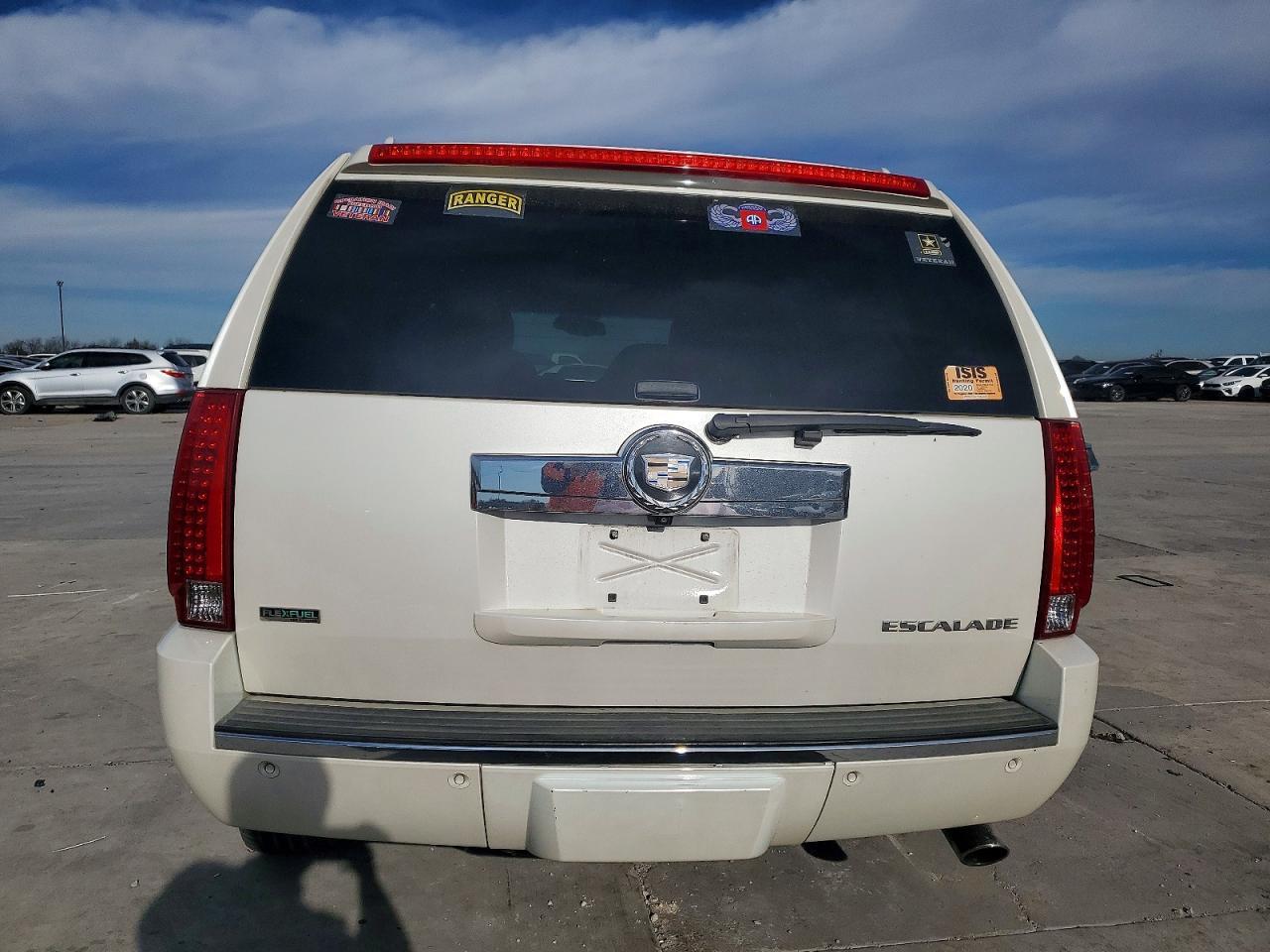 2010 Cadillac Escalade Premium - Фото 6