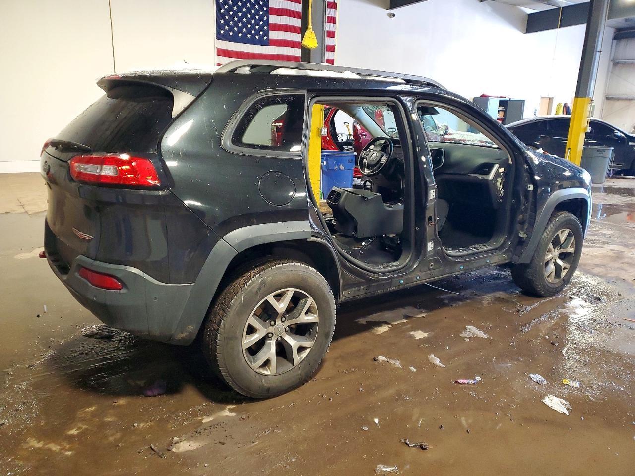 2014 Jeep Cherokee Trailhawk - Фото 3