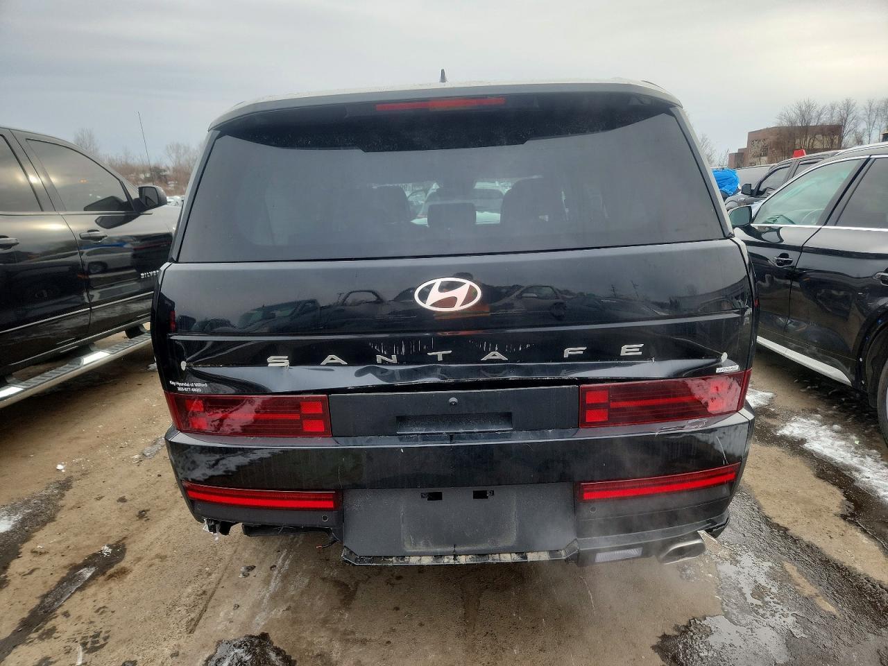 2025 Hyundai Santa Fe Se - Image 6