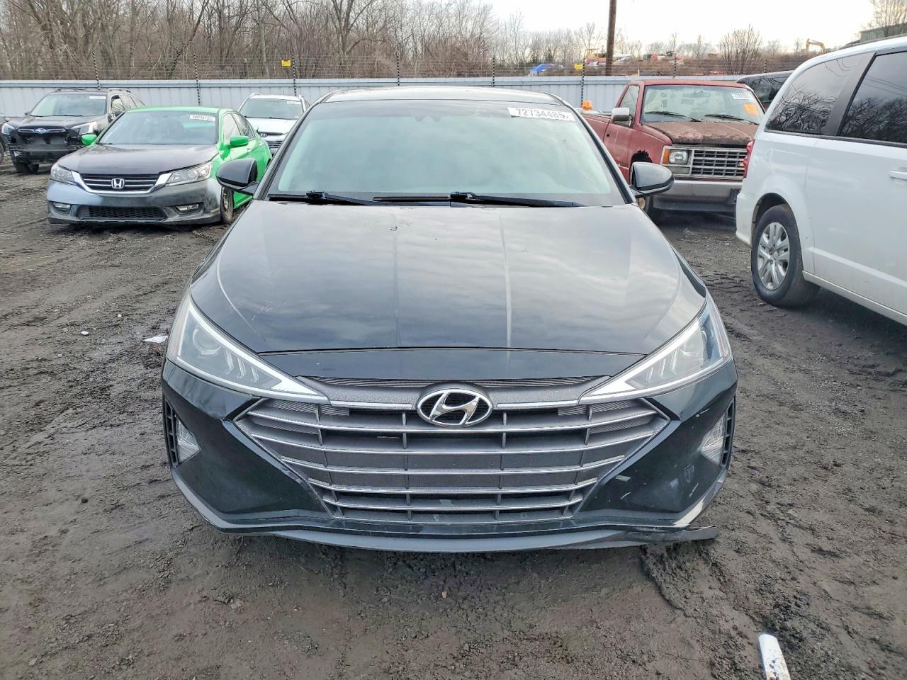 2020 Hyundai Elantra Se - Image 5