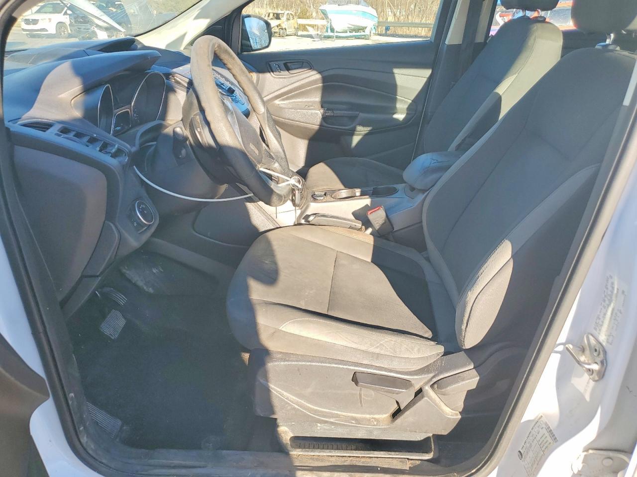 2016 Ford Escape S - Фото 7