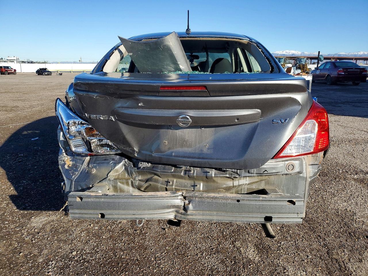 2018 Nissan Versa S - Image 6