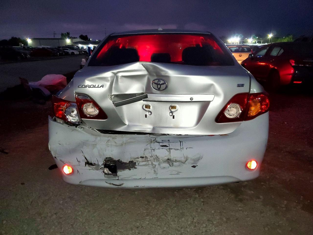 2010 Toyota Corolla Base - Фото 6