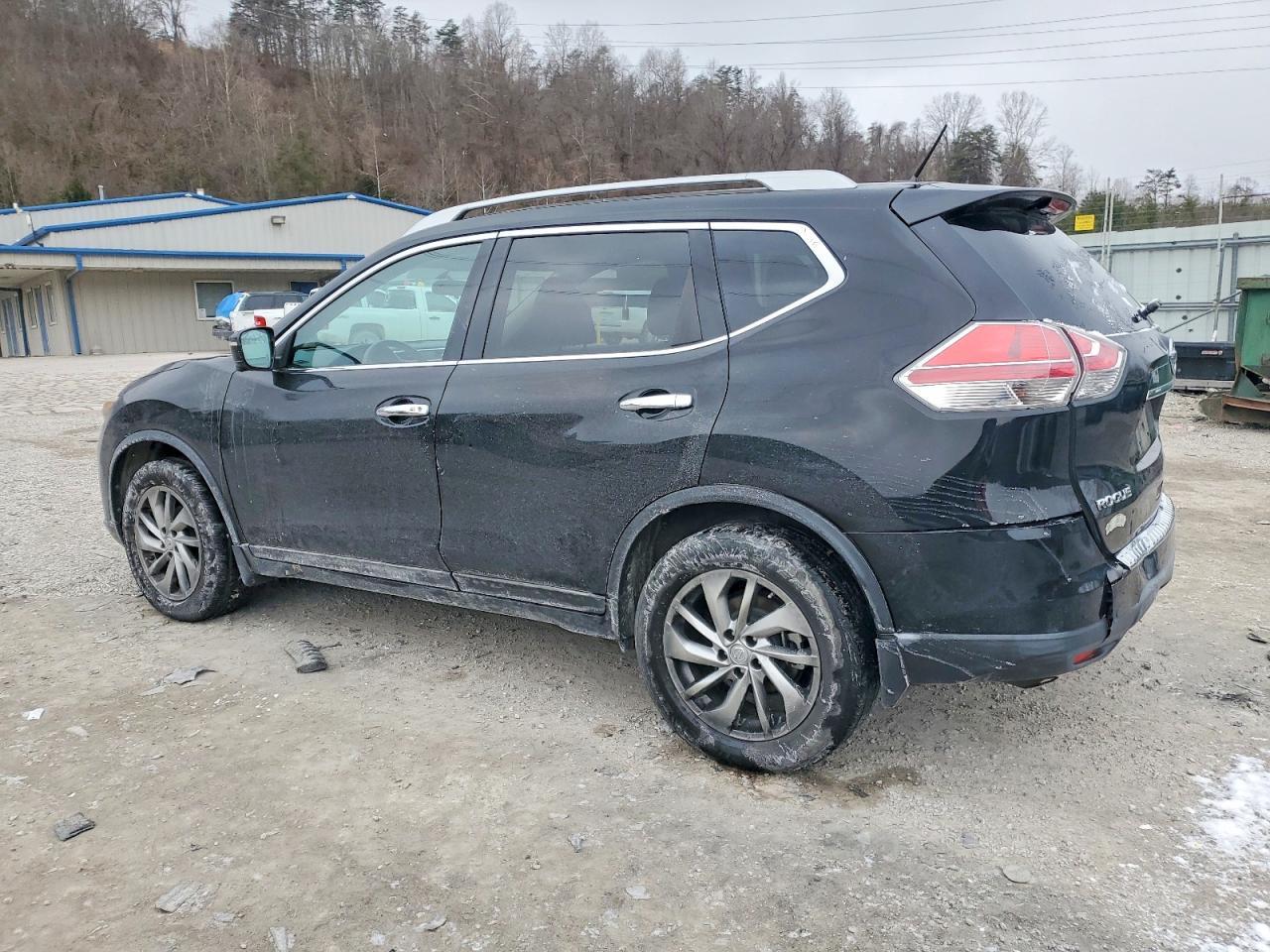 2014 Nissan Rogue S - Image 2