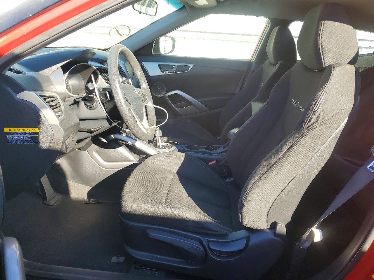 2015 Hyundai Veloster - Фото 7