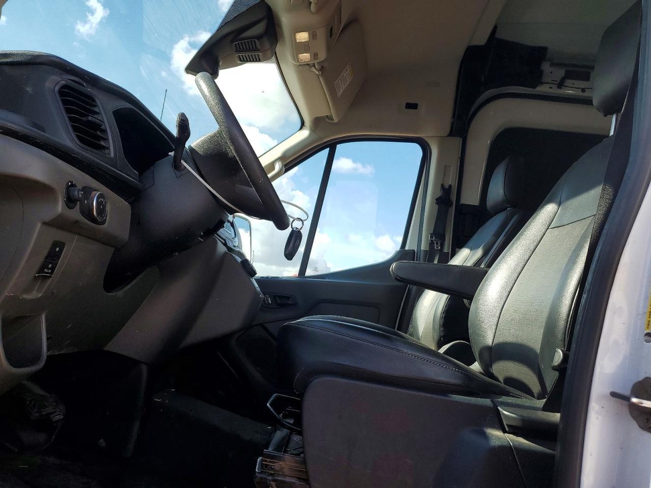 2022 Ford Transit T-350 - Cargo Van *** Prior Fleet *** - Фото 7