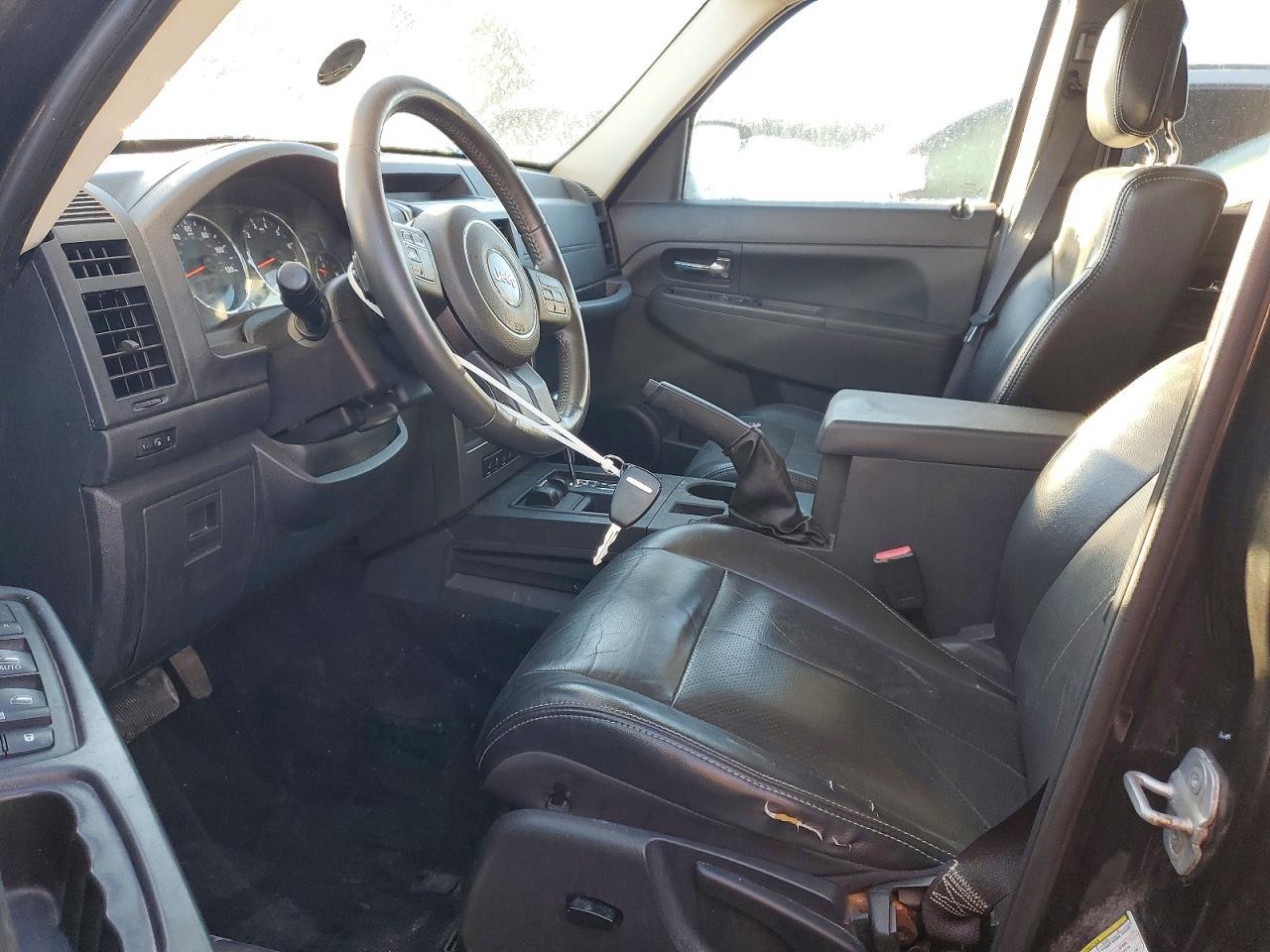 2012 Jeep Liberty Sport - Фото 7