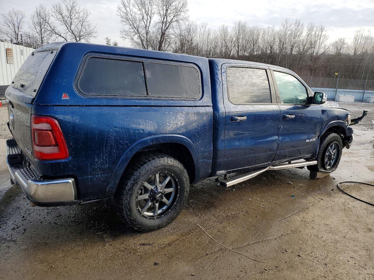 2020 Ram 1500 Laramie - Фото 3