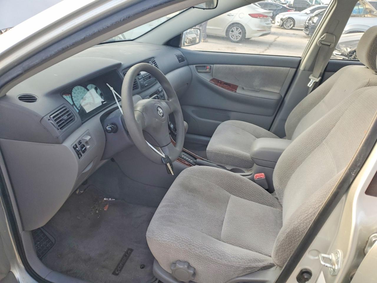 2004 Toyota Corolla Ce - Image 7