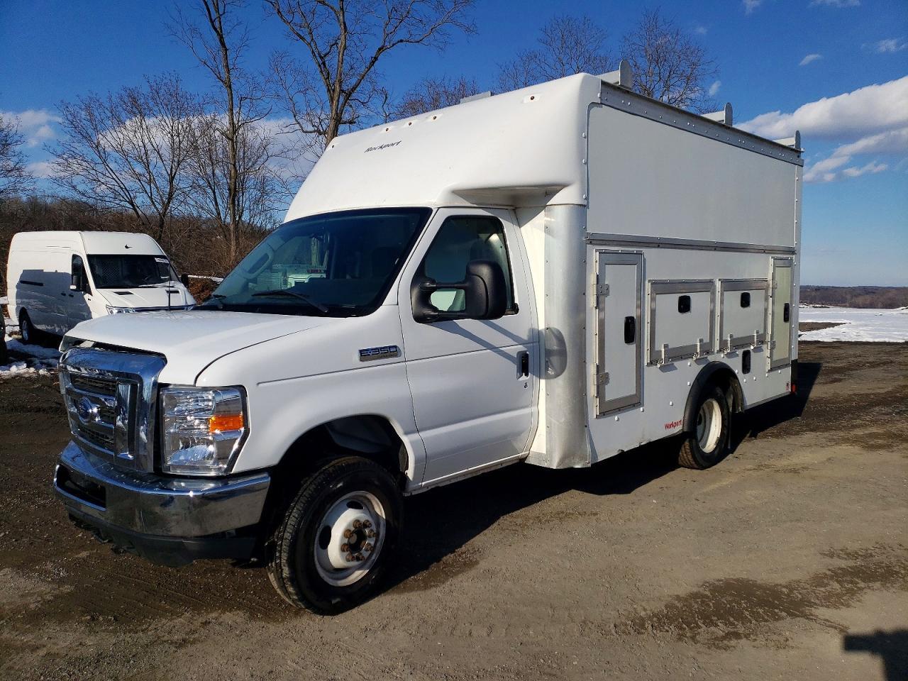 2025 Ford Econoline E350 Utility Van