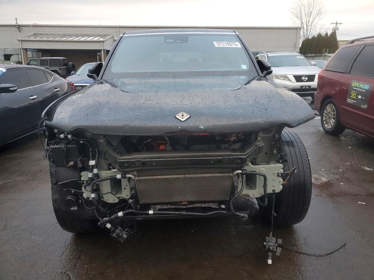 2025 Rivian R1S Adventure - Фото 5
