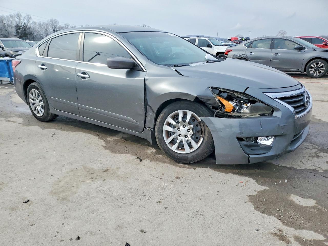 2015 Nissan Altima 2.5 - Фото 4