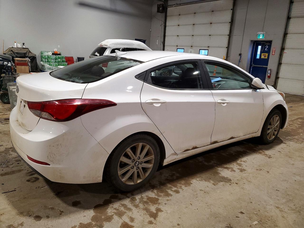 2016 Hyundai Elantra Se - Фото 3