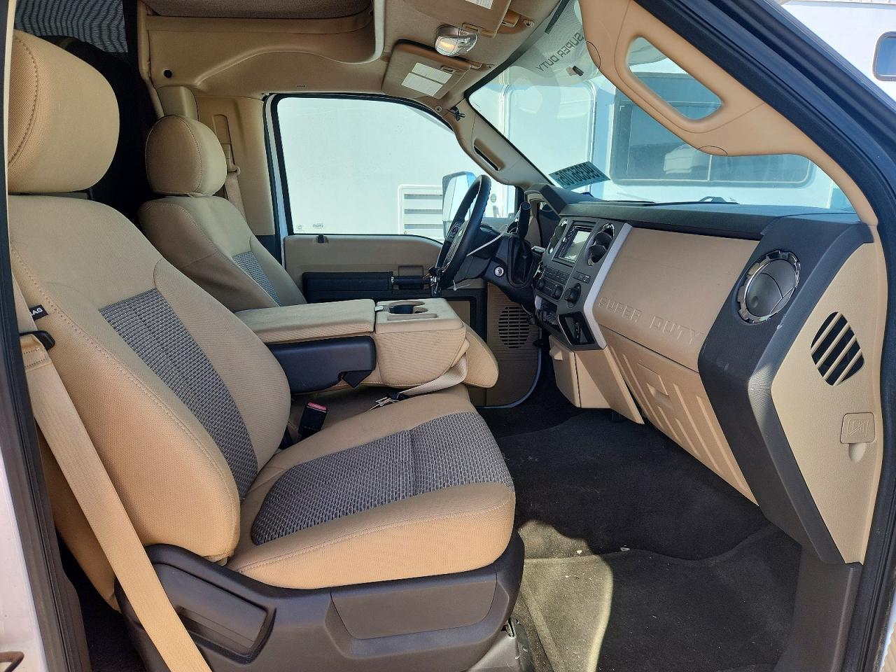 2015 Ford F550 Super - Rv - Фото 5