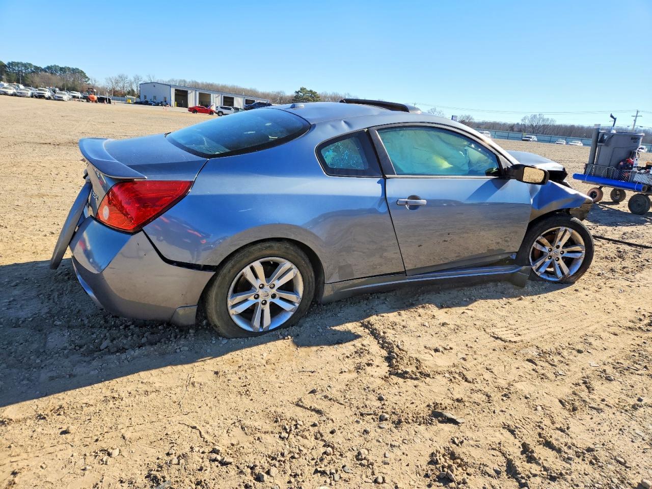 2011 Nissan Altima S - Image 3