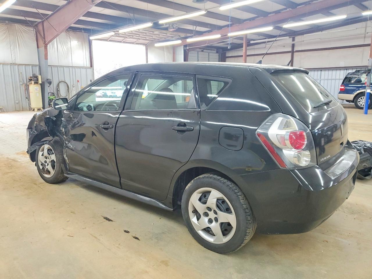 2009 Pontiac Vibe - Фото 2
