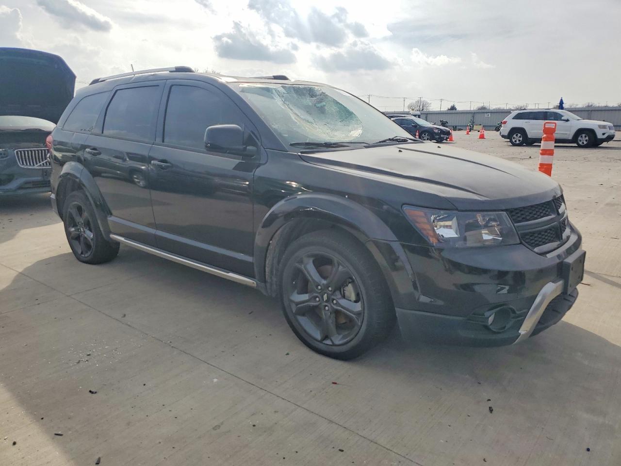2019 Dodge Journey Crossroad - Image 4