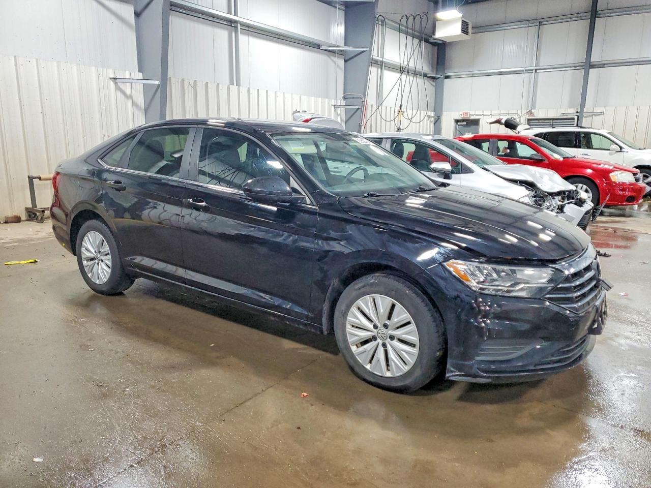 2019 Volkswagen Jetta S - Фото 4