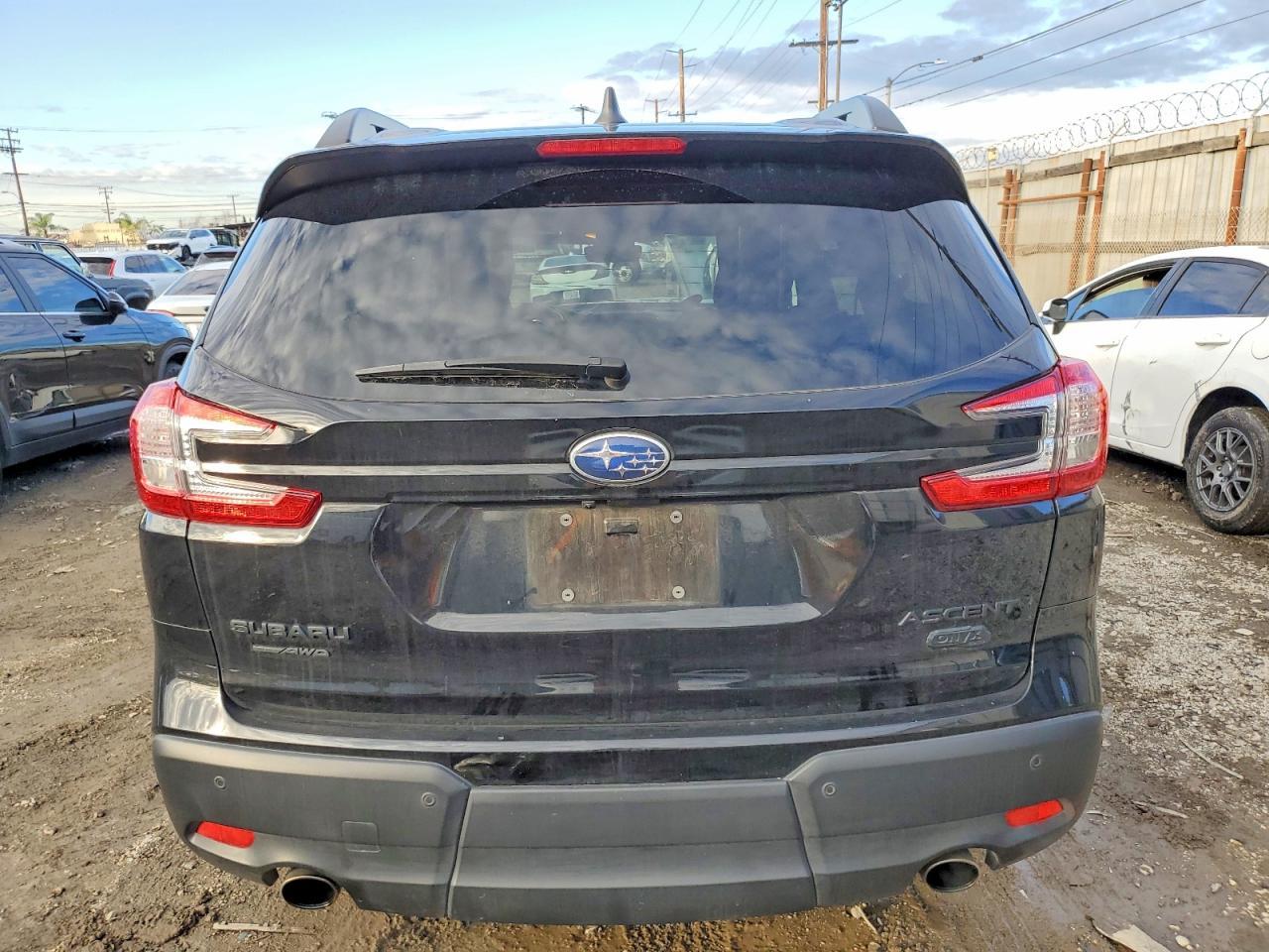 2024 Subaru Ascent Onyx Edition - Image 6